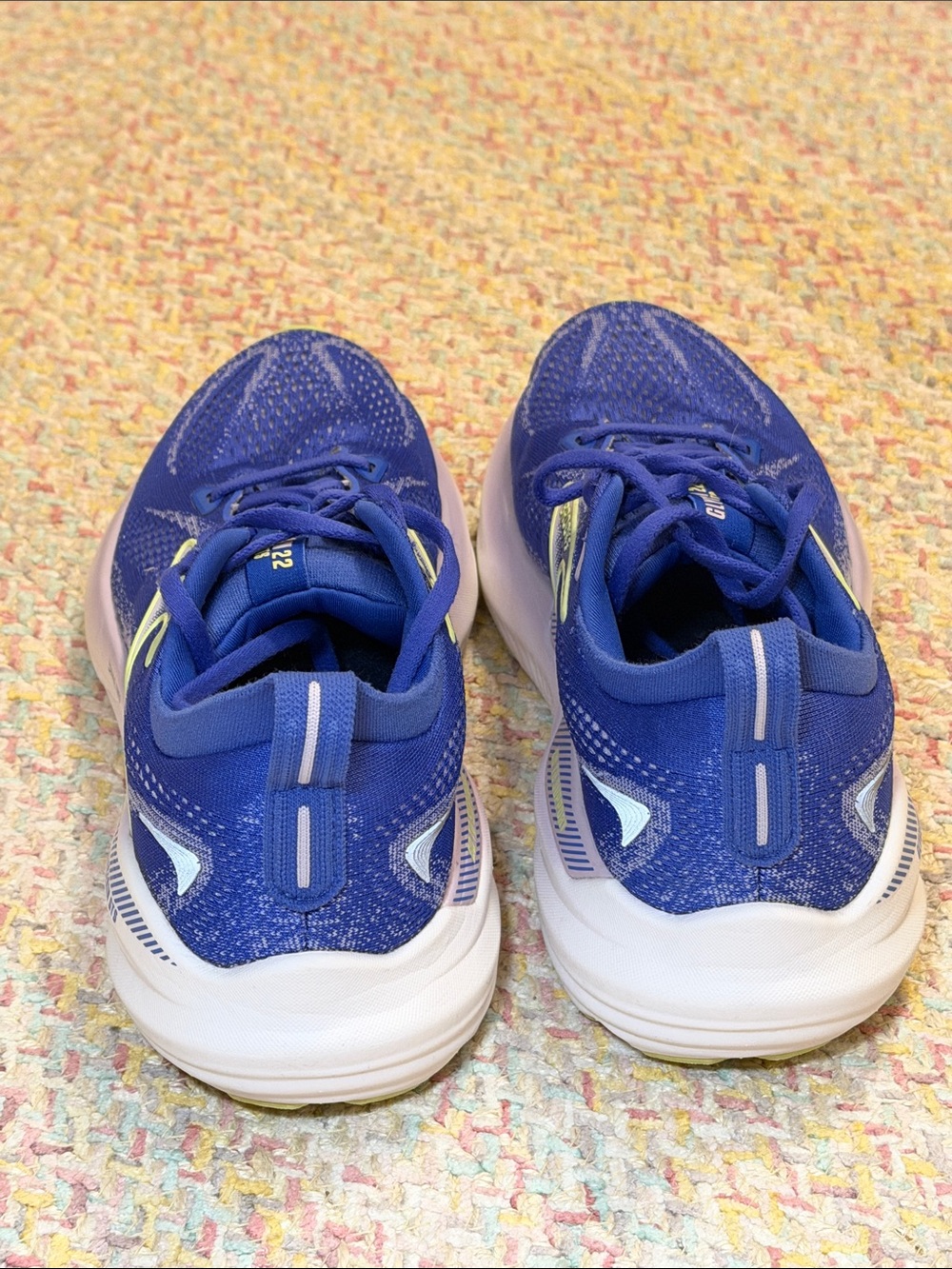Brooks Women’s Glycerin GTS 22 Running Shoes in Royal Blue with Lime 🍋🟩 Green - Picture 5 of 15
